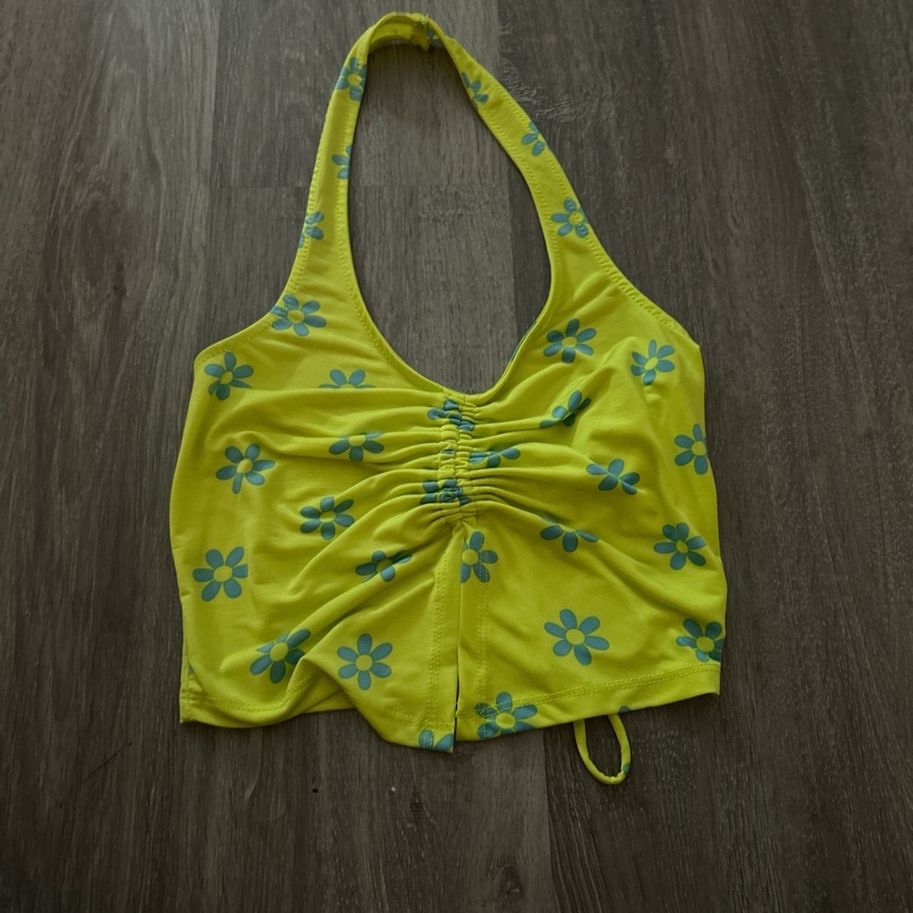 Never worn good condition, size small